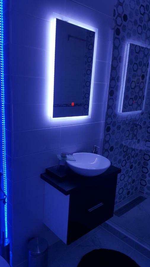 Gutenberg Utca Apartman 세게드 외부 사진